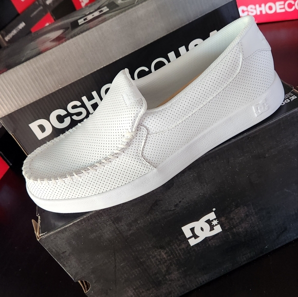 Men's Villain Slip-On Shoes - Picture 7 of 7